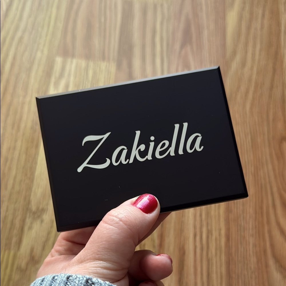 Zakiella - Sand Dunes Eyeshadow Palette